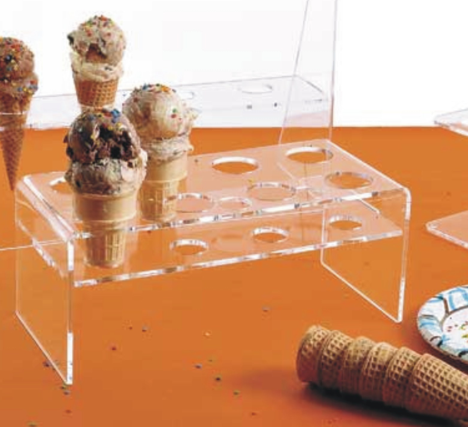 Ice Cream Cone Display.       Categ  34-187